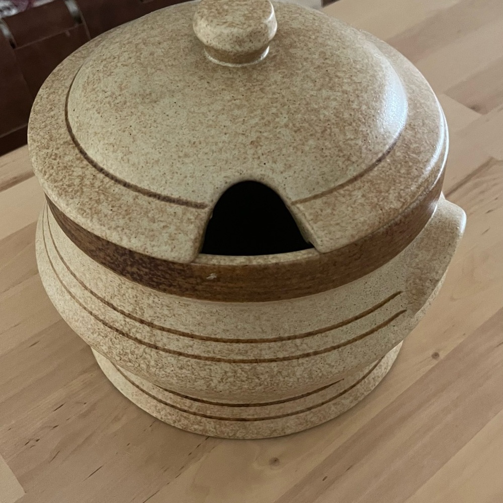 Vintage-Pottery Craft USA Stoneware Ceramic Mid Century Soup Bowl With Lid